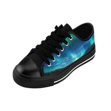 Load image into Gallery viewer, Northern Lights Men&#39;s Trainers
