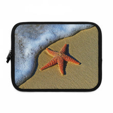 Load image into Gallery viewer, Laptop Bag Beach &amp; Star Fish
