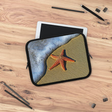 Load image into Gallery viewer, Laptop Bag Beach &amp; Star Fish
